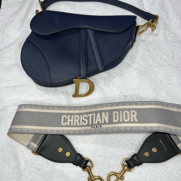 Dior Saddle Bag BUNDLED with STRAP - Picture 2 of 8